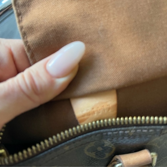 100% AUTHENTIC LV LOUIS VUITTON - Excellent Condition Speedy LV CLASSIC 😍 - Picture 10 of 10